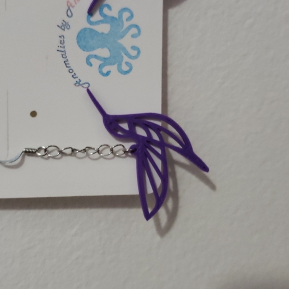 3D Printed Humming Bird Earrings - Picture 2 of 3